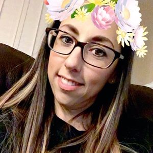 Meet your Posher, Nikki